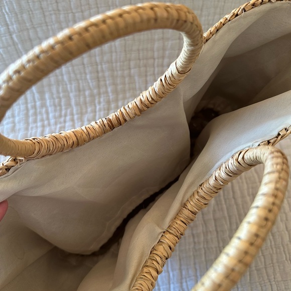 Natural Woven Tote Bag - Picture 2 of 4